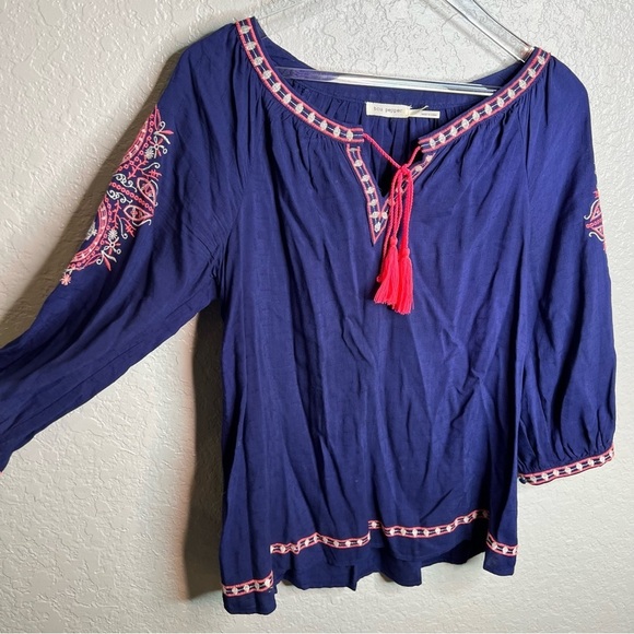 Blu Pepper Long Sleeve Embroidery Tassel Top - Picture 3 of 9